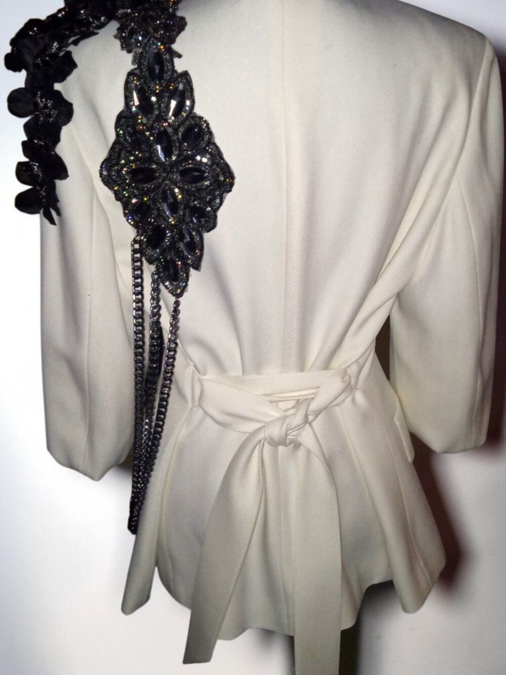 Midnight Rose Rhinestone & Chain Brooch - Picture 4 of 6